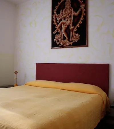 Gledizia 3*